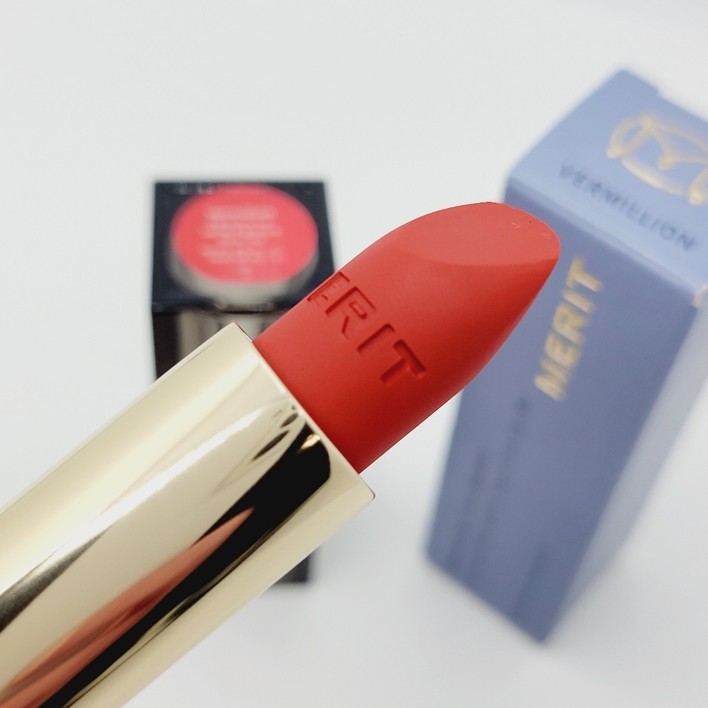 Vermillion Merit Signature Lip Lightweight Matte Lipstick Warm Red Brand New Box - Picture 3 of 5